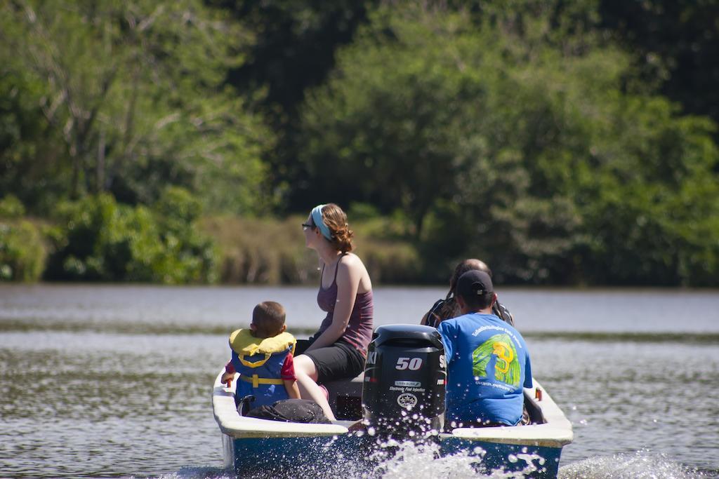 Turtle Beach Lodge Tortuguero Exteriör bild